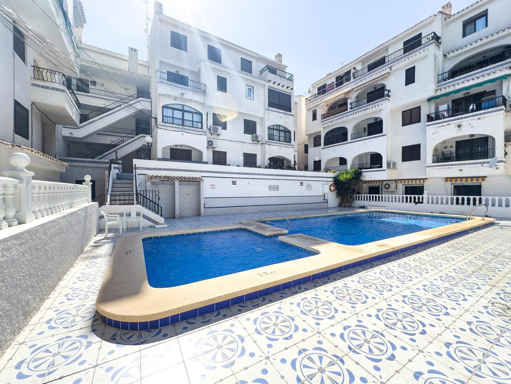 Residential With Pool, 500 Meters To The Beach Οριουέλα Εξωτερικό φωτογραφία