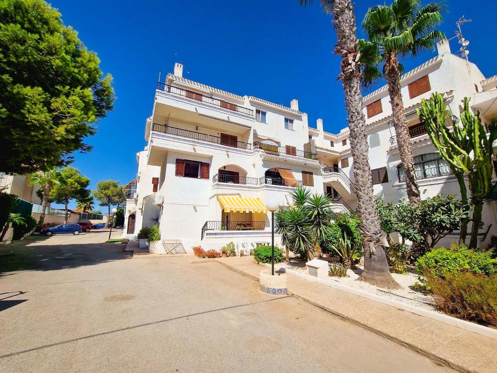 Residential With Pool, 500 Meters To The Beach Οριουέλα Εξωτερικό φωτογραφία